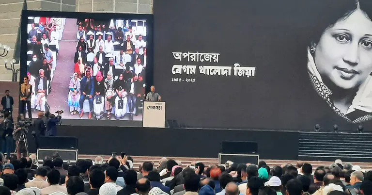 নাগরিক সমাজ আয়োজিত অনুষ্ঠানে বক্তব্য রাখছেন আসিফ নজরুল